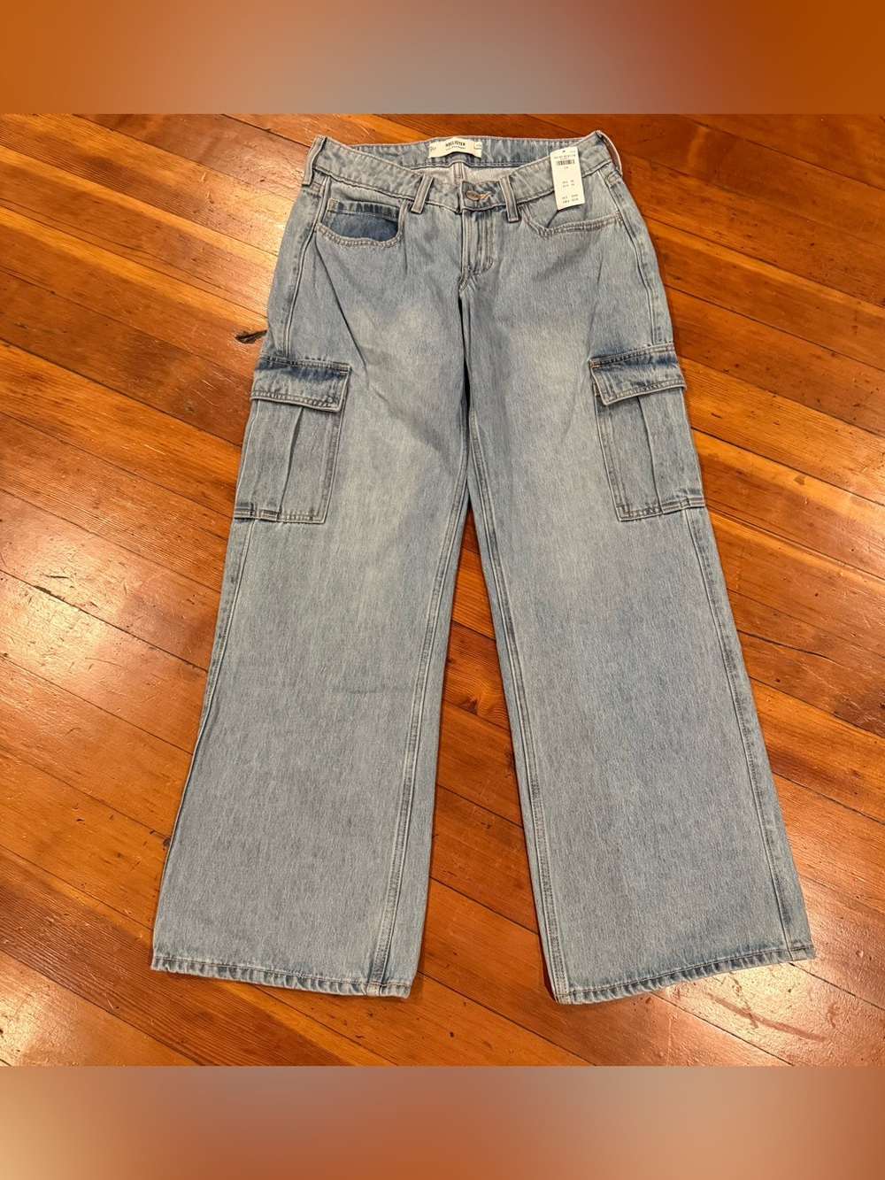 💎 Hollister Low-Rise Baggy Jeans Light Wash Denim Size 2R